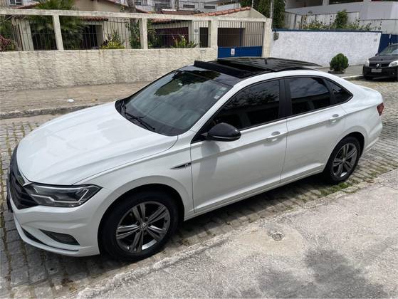 VOLKSWAGEN JETTA 1.4 250 TSI TOTAL FLEX R-LINE TIPTRONIC VOLKSWAGEN JETTA 1.4 250 TSI TOTAL FLEX R-LINE TIPTRONIC